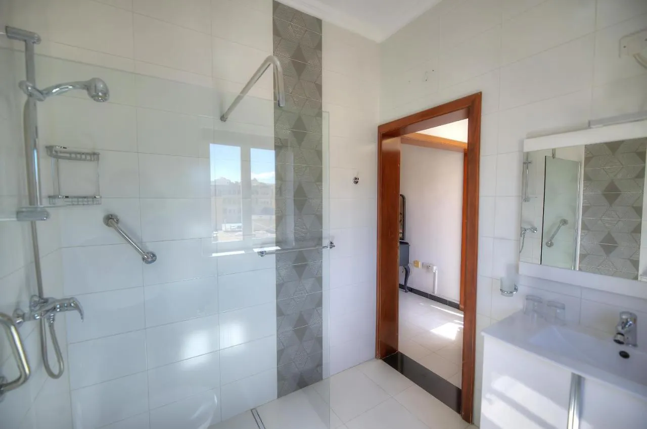 Apartment Beautifully Furnished Seafront 4 Bedrooms Goslm-4 Sliema