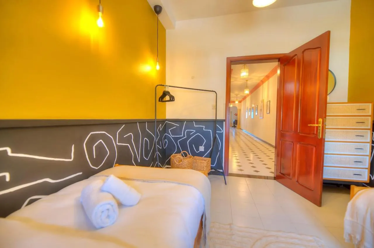 Beautifully Furnished Seafront 4 Bedrooms Goslm-4 Sliema 0*,  Malta